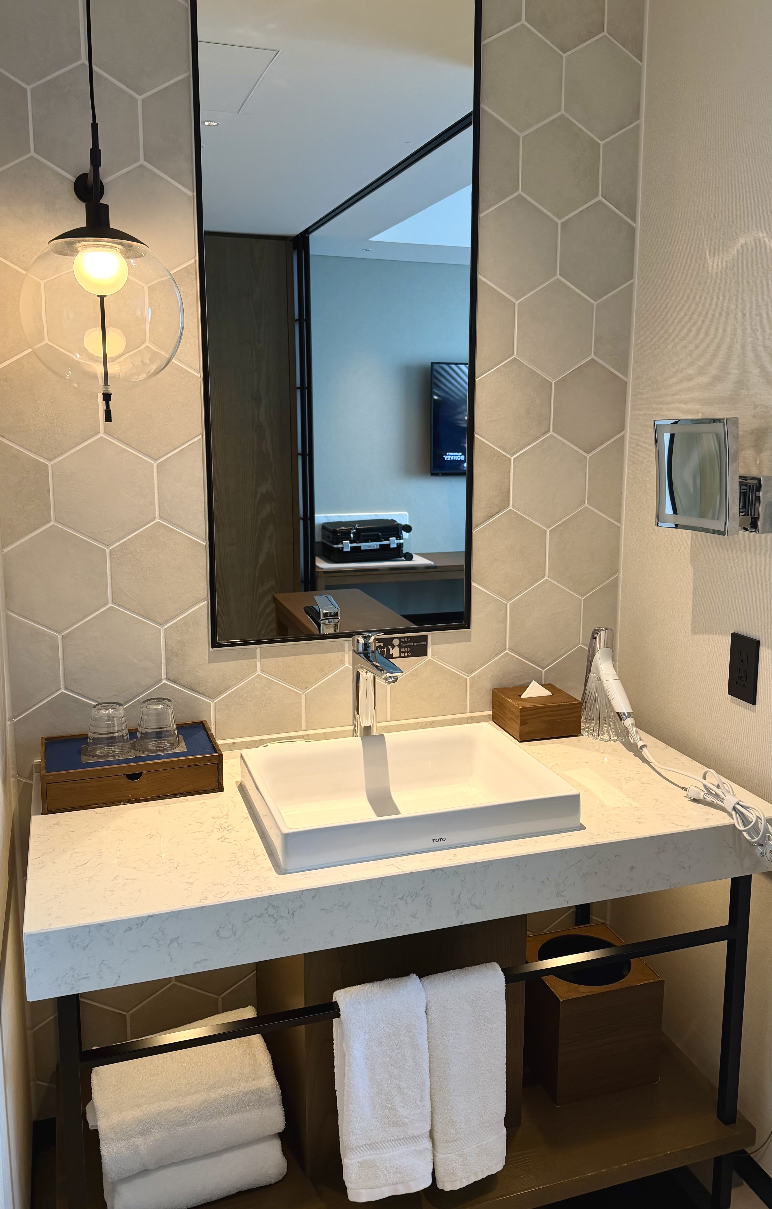washbasin